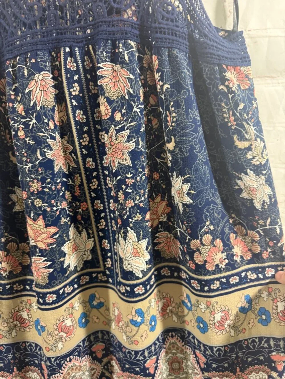 Papaya Blue Floral Lace Dress Size Large - Picture 3 of 7